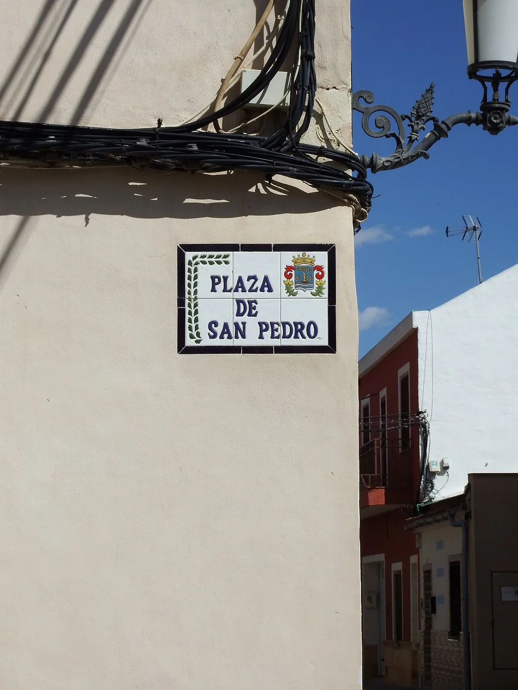 Letrero de calle en Granja de Rocamora