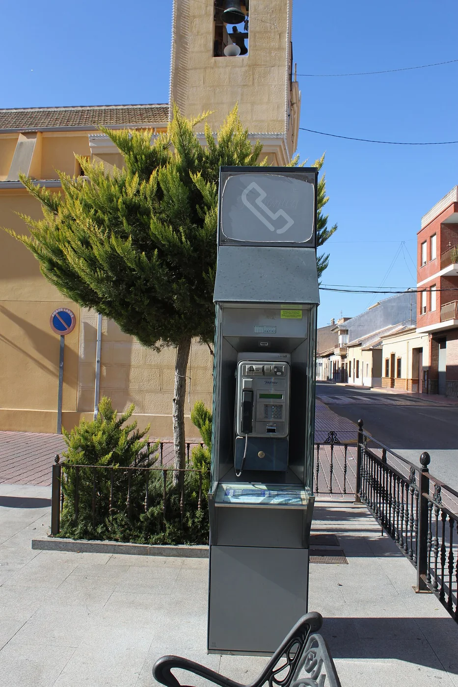 Daya nueva 9 - Cabina telefonica