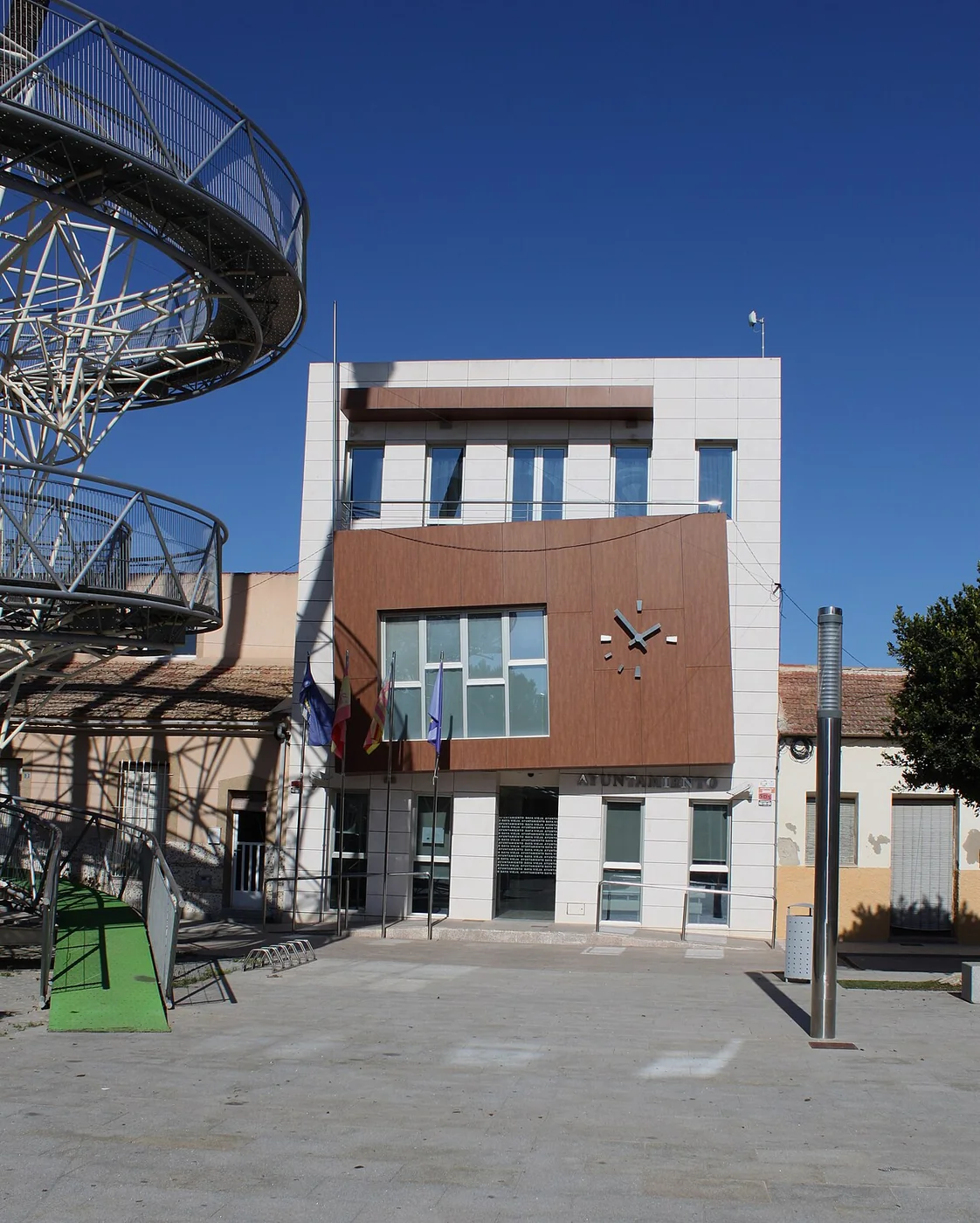 Daya Vieja 4 - Ayuntamiento